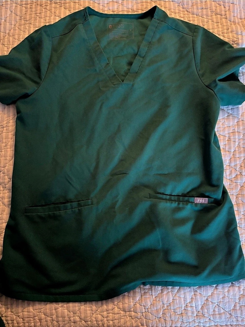 FIGS Casma Scrub Top Hunter Green